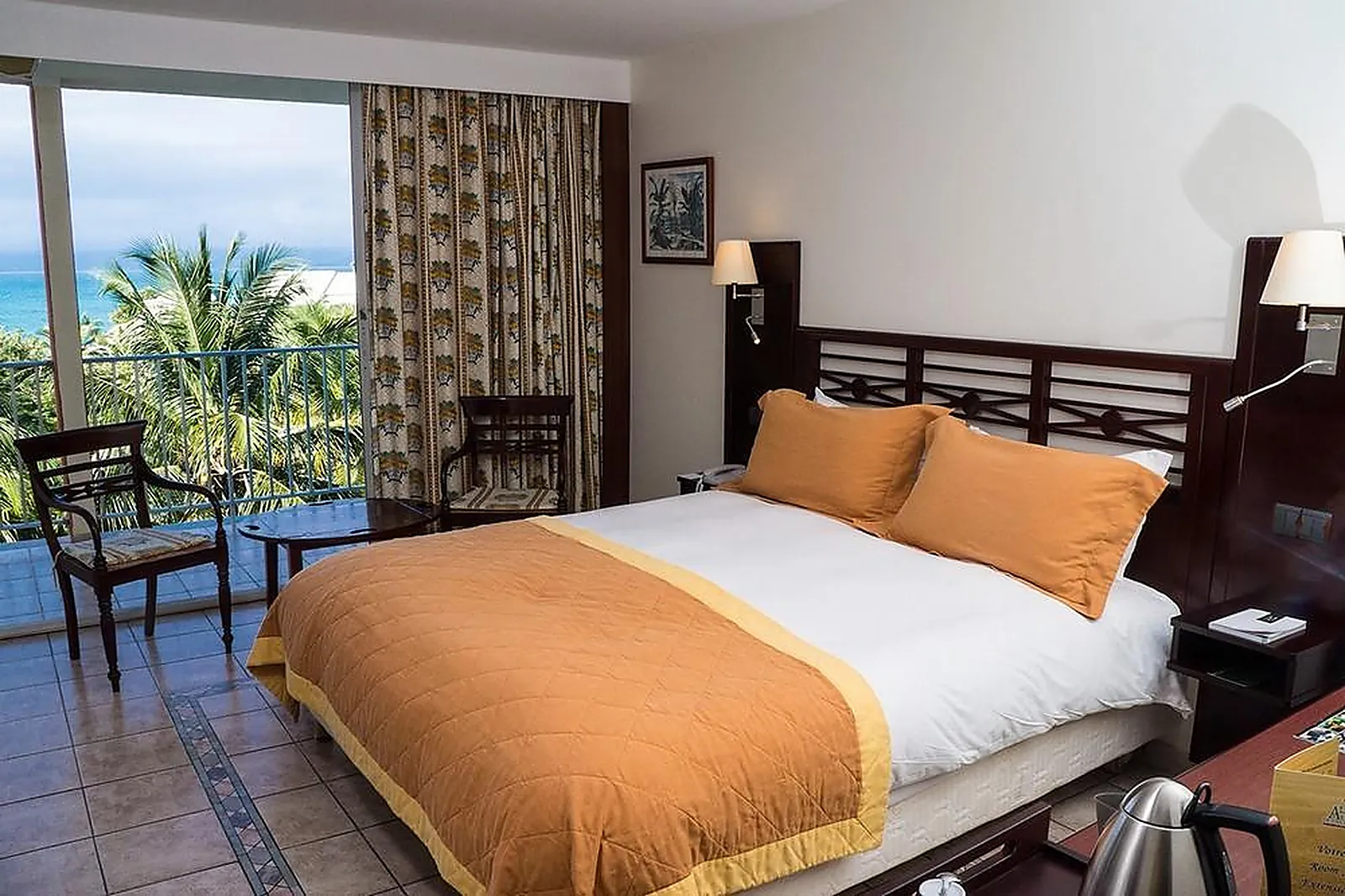 Lieux événementiels, AUBERGE DE LA VIEILLE TOUR