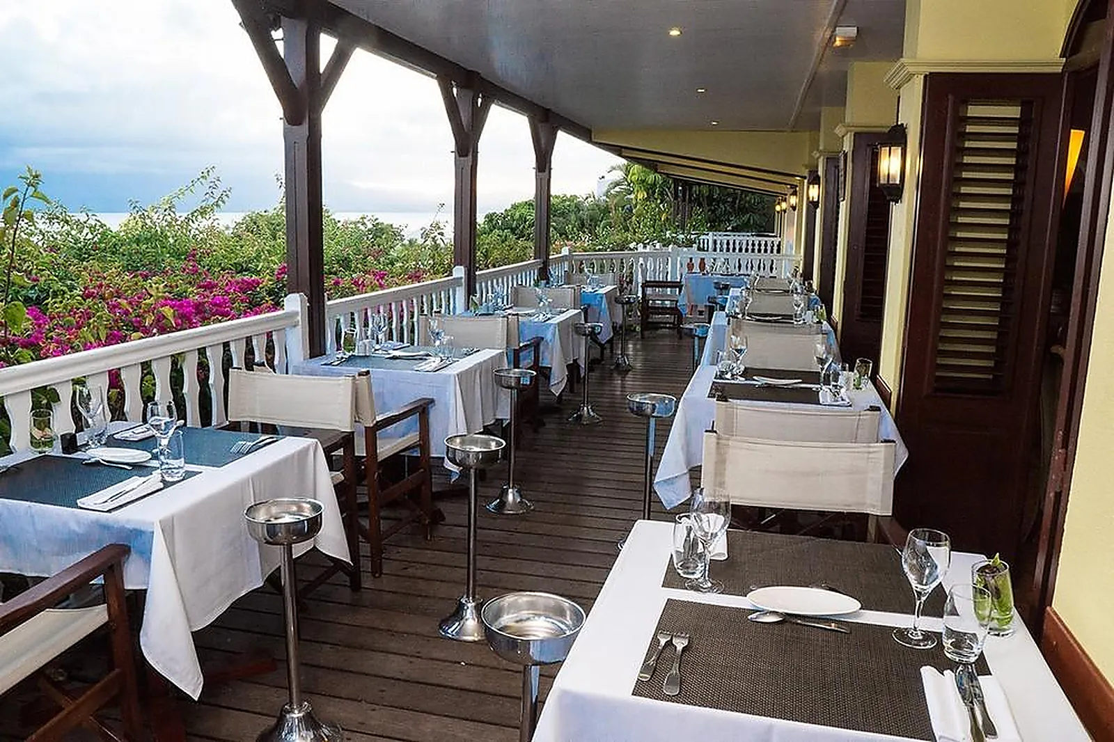 Lieux événementiels, AUBERGE DE LA VIEILLE TOUR