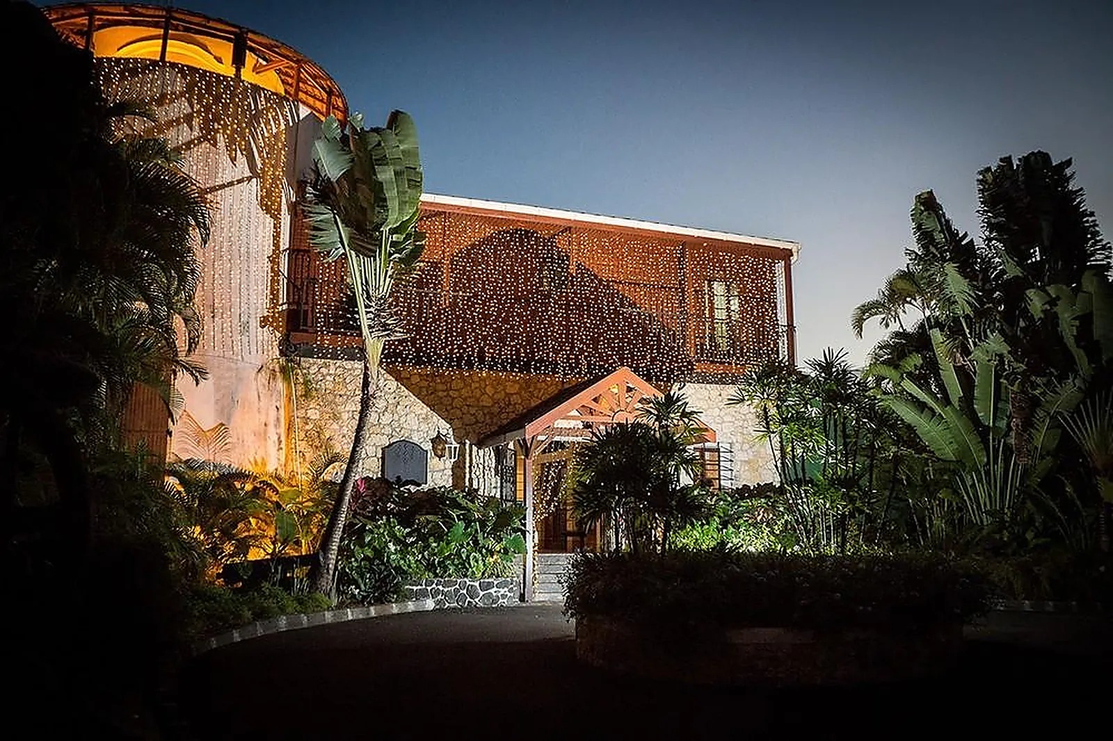 Lieux événementiels, AUBERGE DE LA VIEILLE TOUR