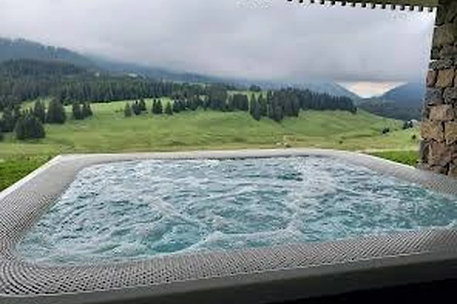 Lieux événementiels, AUBERGE DES GLIÈRES