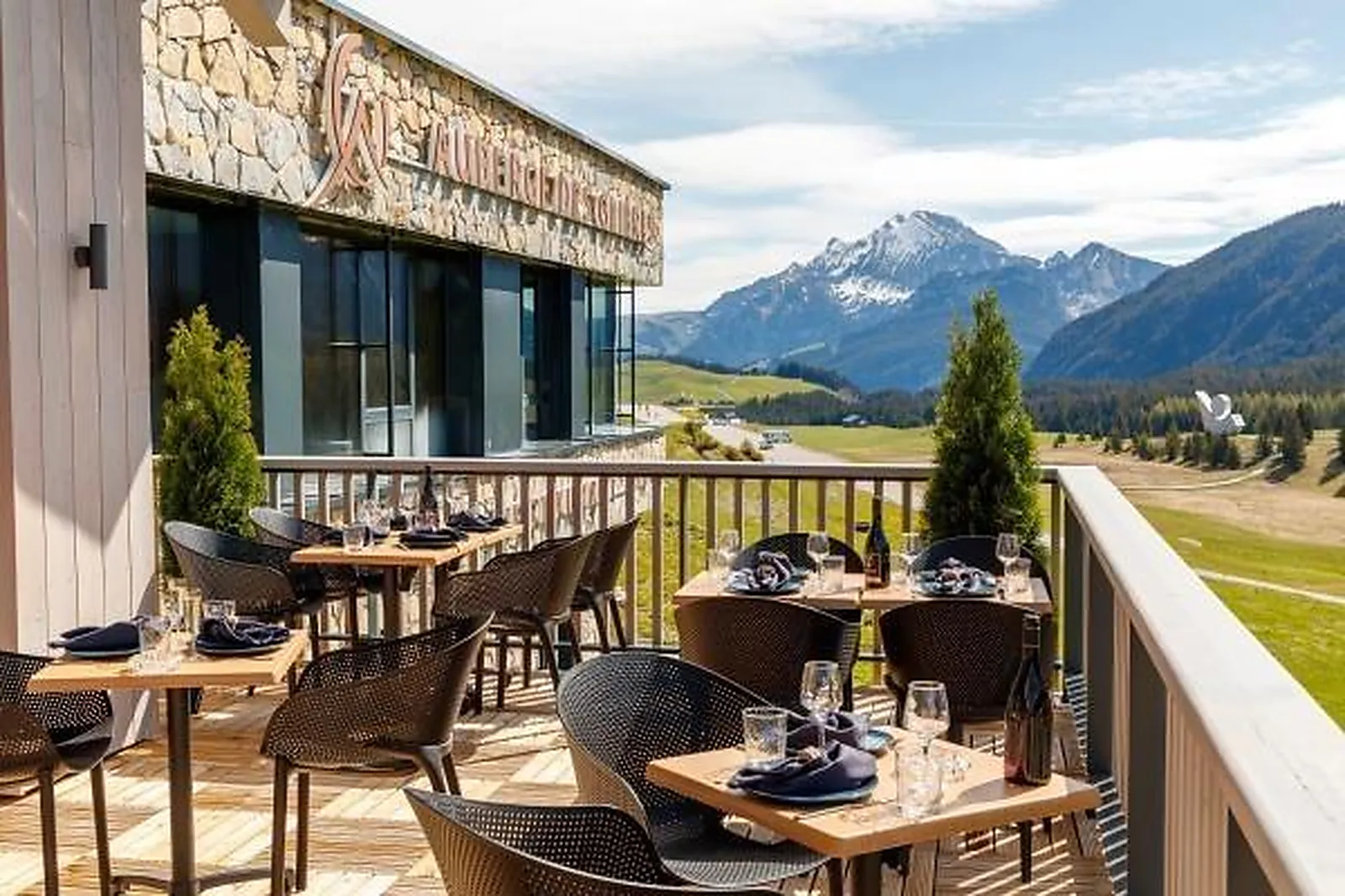 Lieux événementiels, AUBERGE DES GLIÈRES