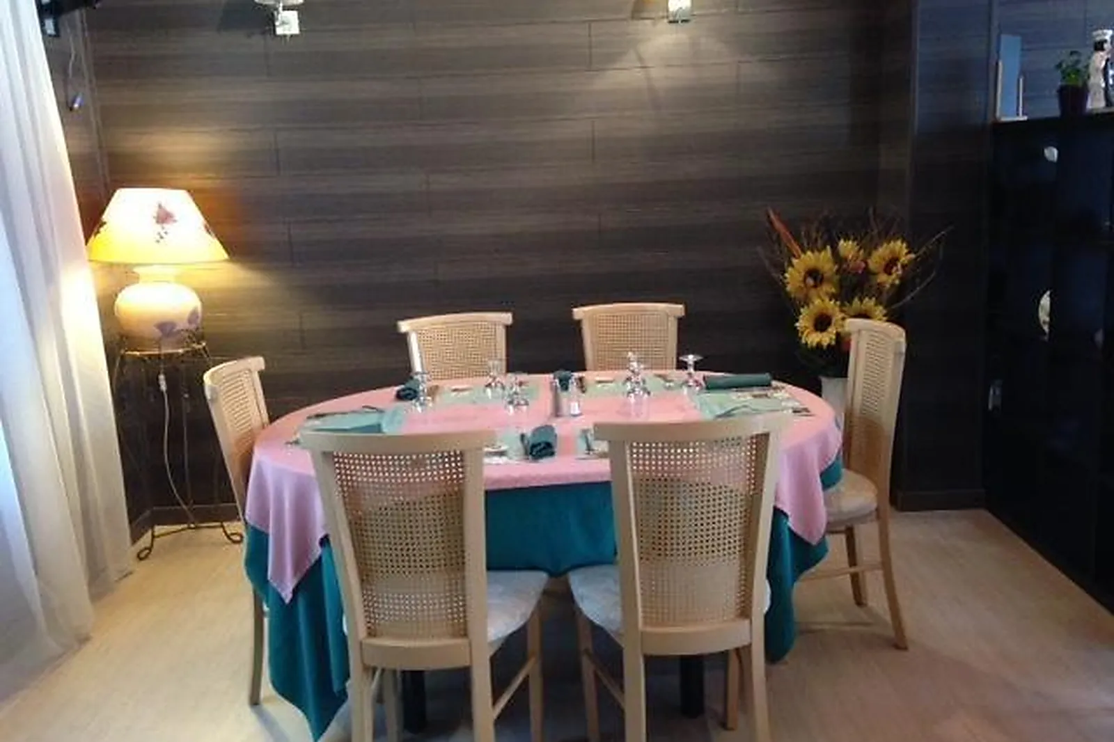 Lieux événementiels, AUBERGE DES GOURMETS