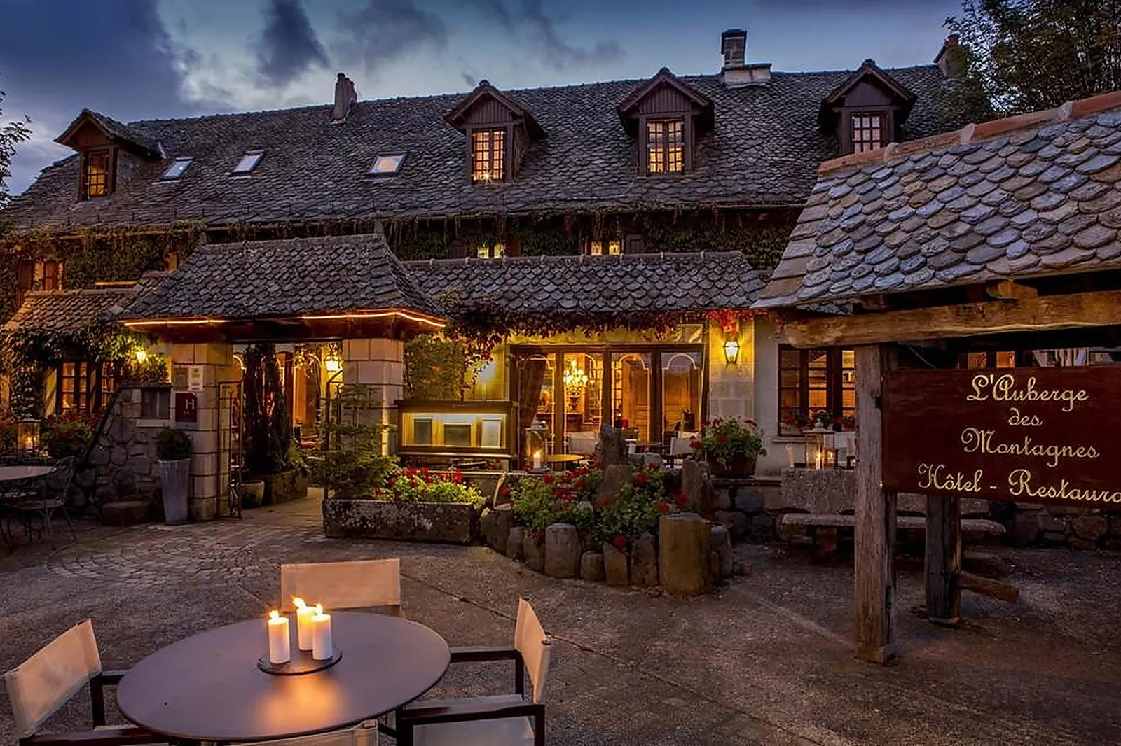 Lieux événementiels, AUBERGE DES MONTAGNES