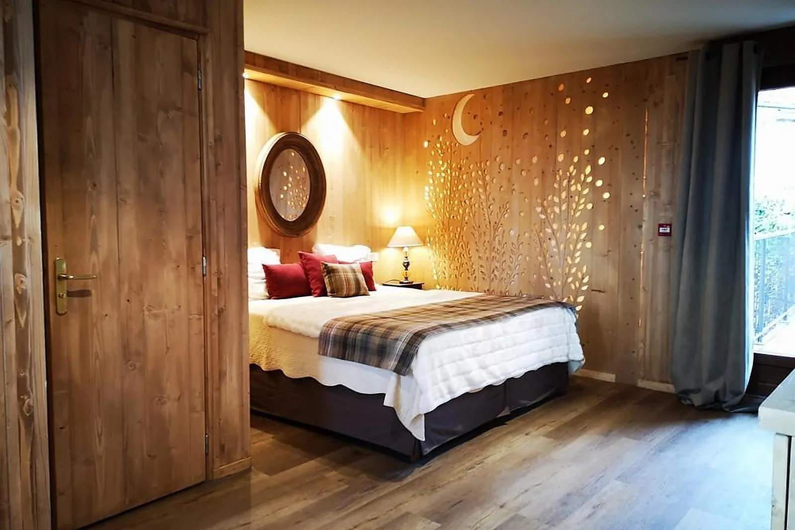 Lieux événementiels, AUBERGE DES MONTAGNES