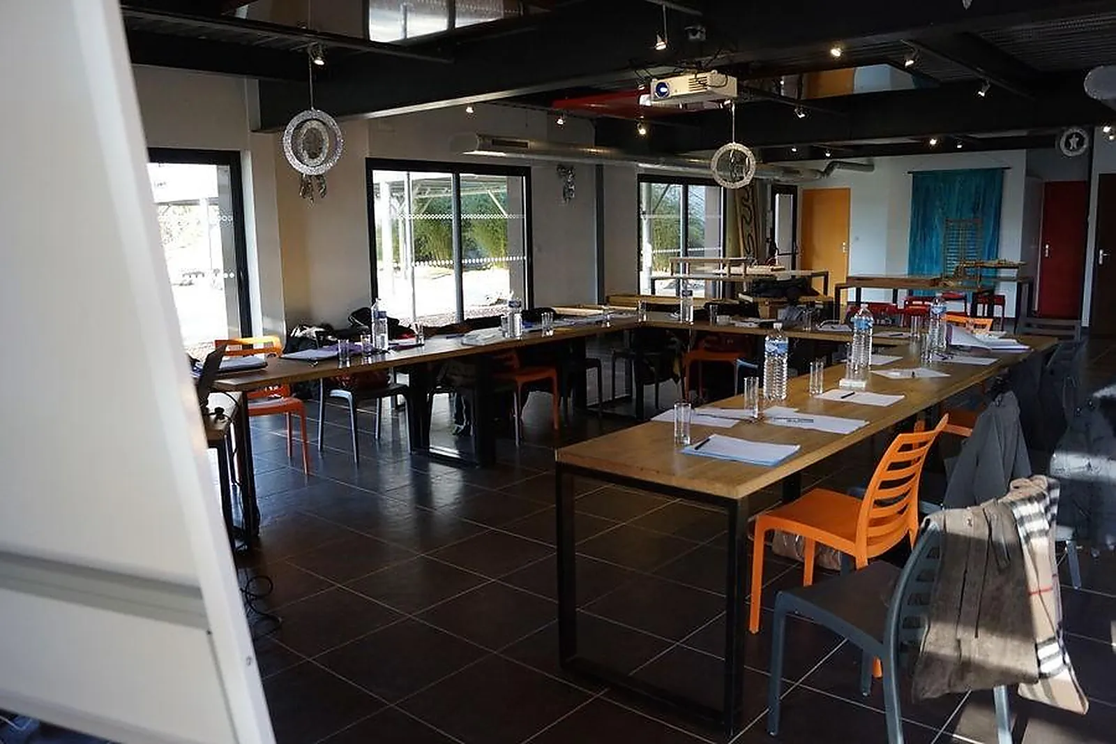 Lieux événementiels, AUBERGE DES VOYAJOUEURS