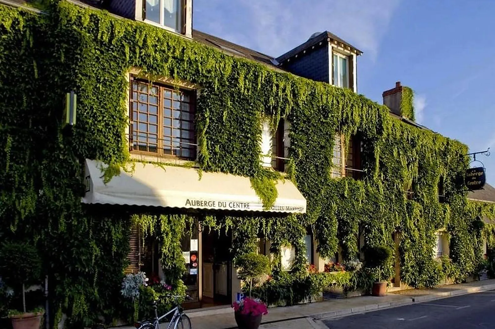 Lieux événementiels, AUBERGE DU CENTRE