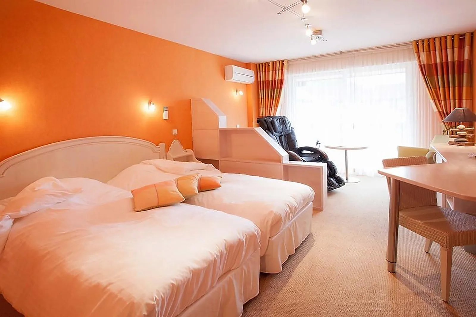 Lieux événementiels, AUBERGE DU CHEVAL BLANC