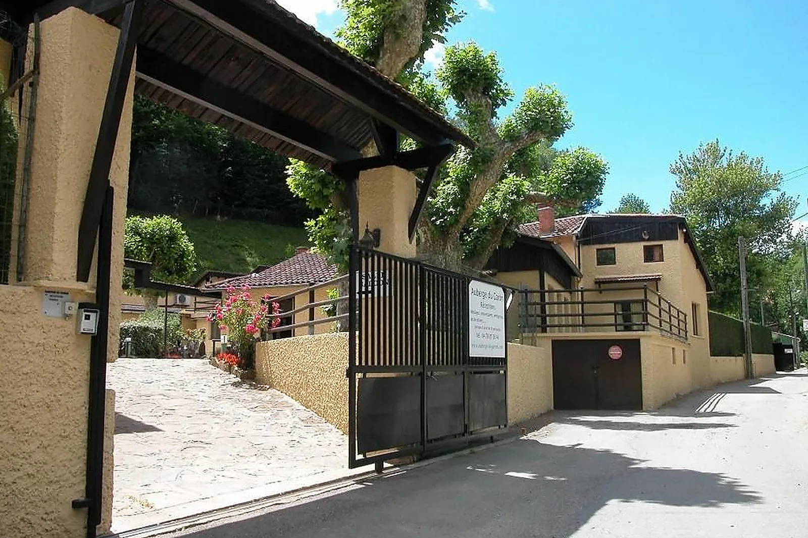 Lieux événementiels, AUBERGE DU GARON