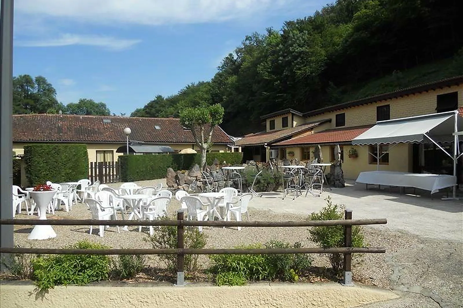 Lieux événementiels, AUBERGE DU GARON