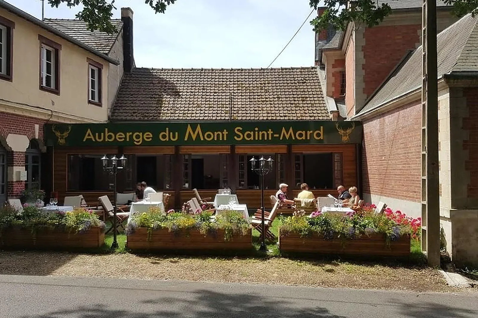 Lieux événementiels, AUBERGE DU MONT SAINT-MARD