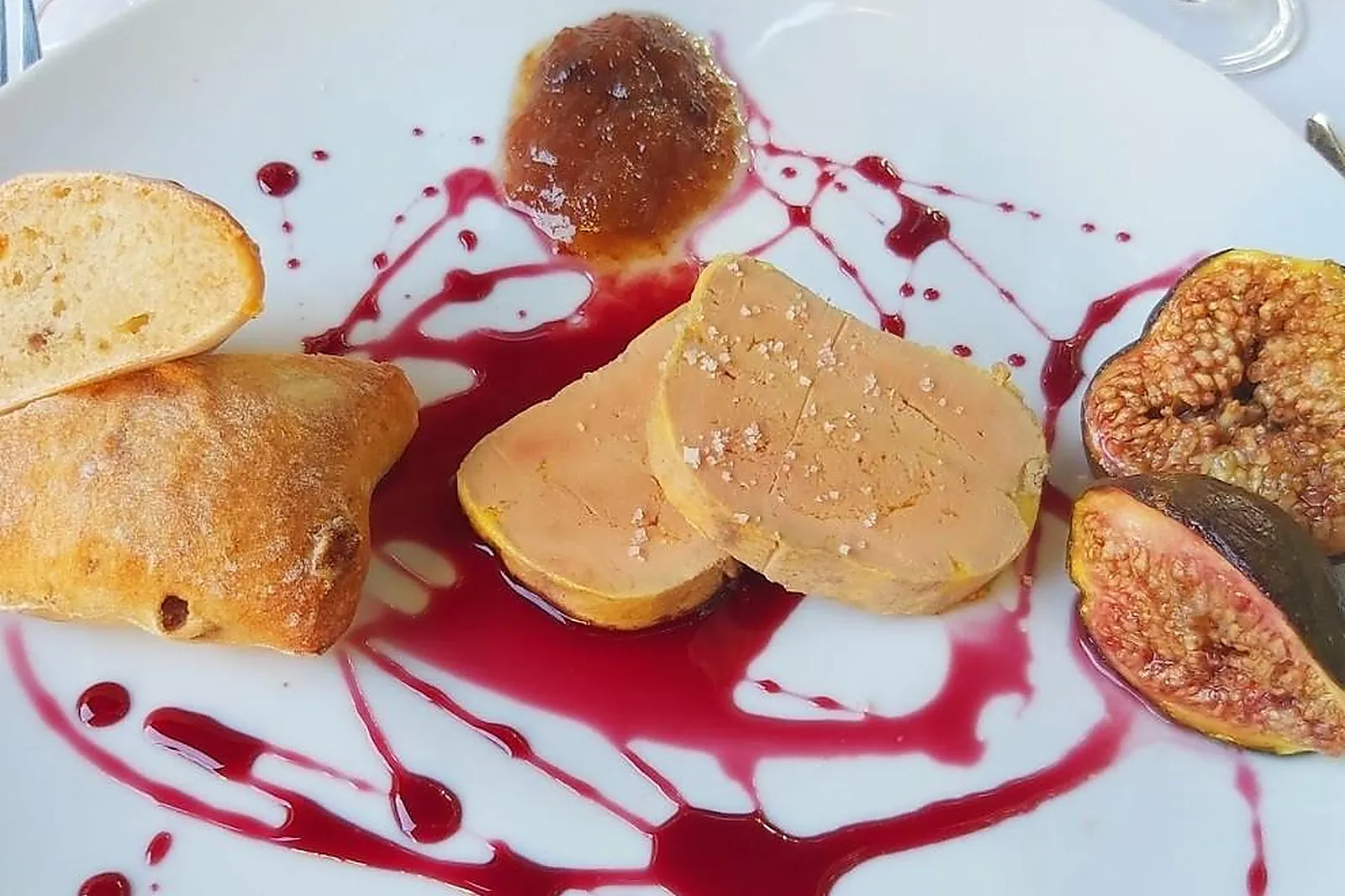 Lieux événementiels, AUBERGE DU MONT SAINT-MARD