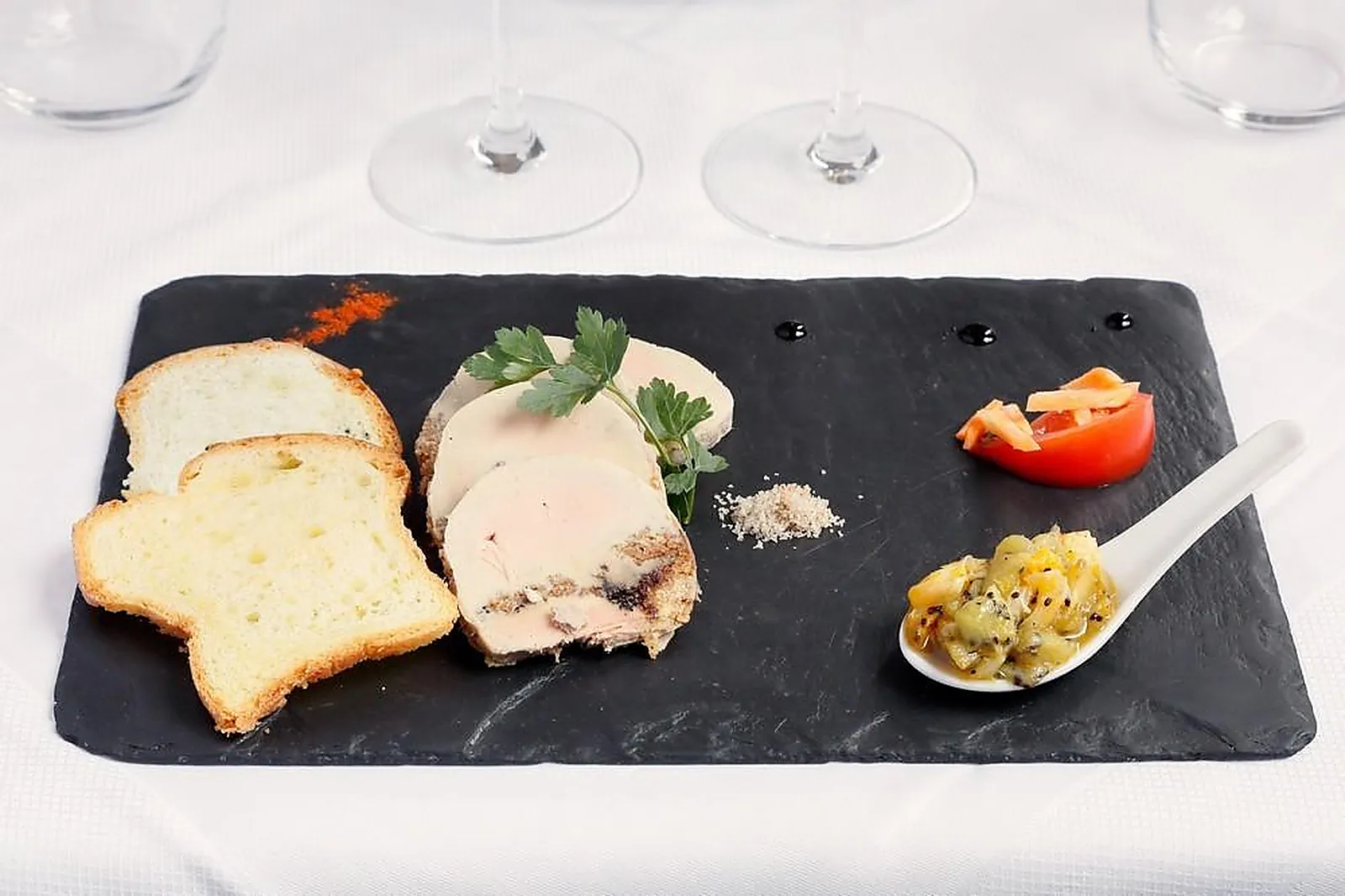 Lieux événementiels, AUBERGE DU PETIT MORIN