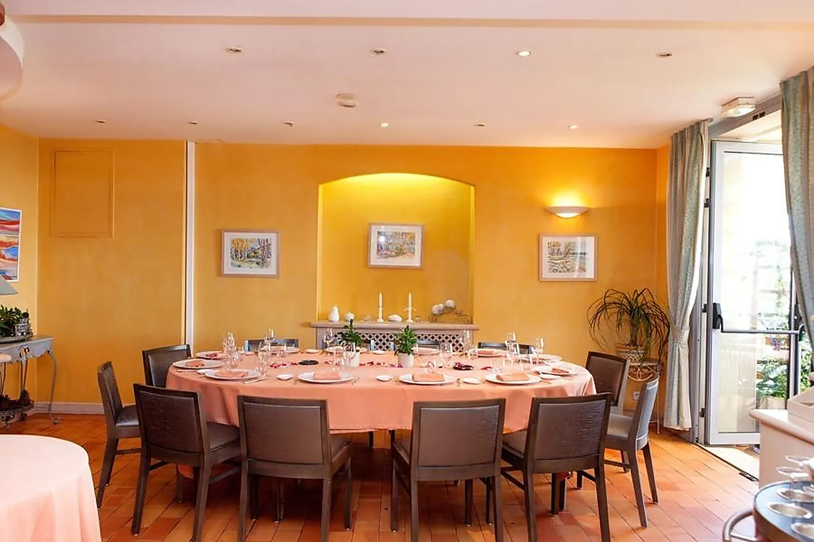 Lieux événementiels, AUBERGE DU POIDS PUBLIC