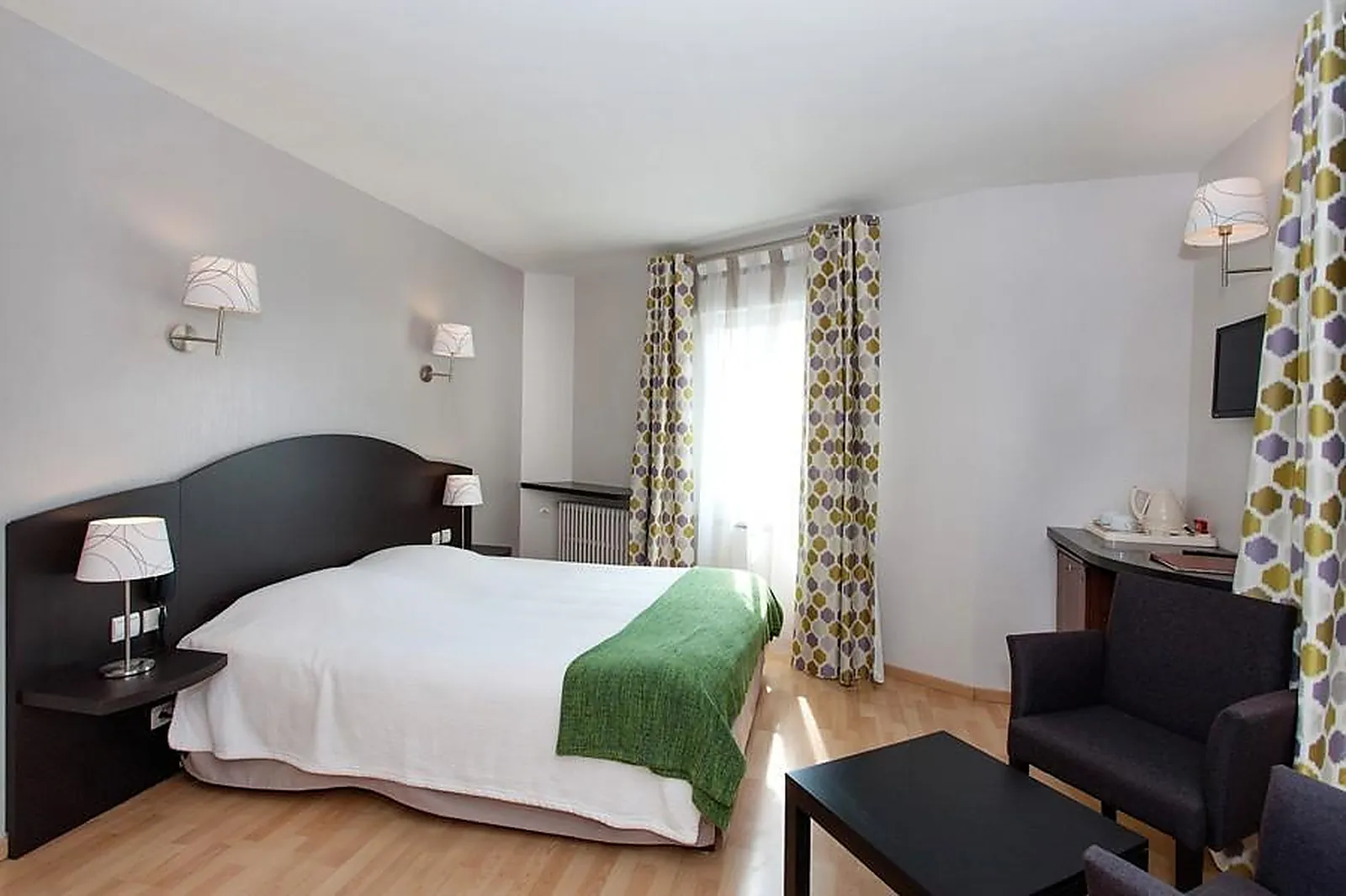 Lieux événementiels, AUBERGE DU POIDS PUBLIC