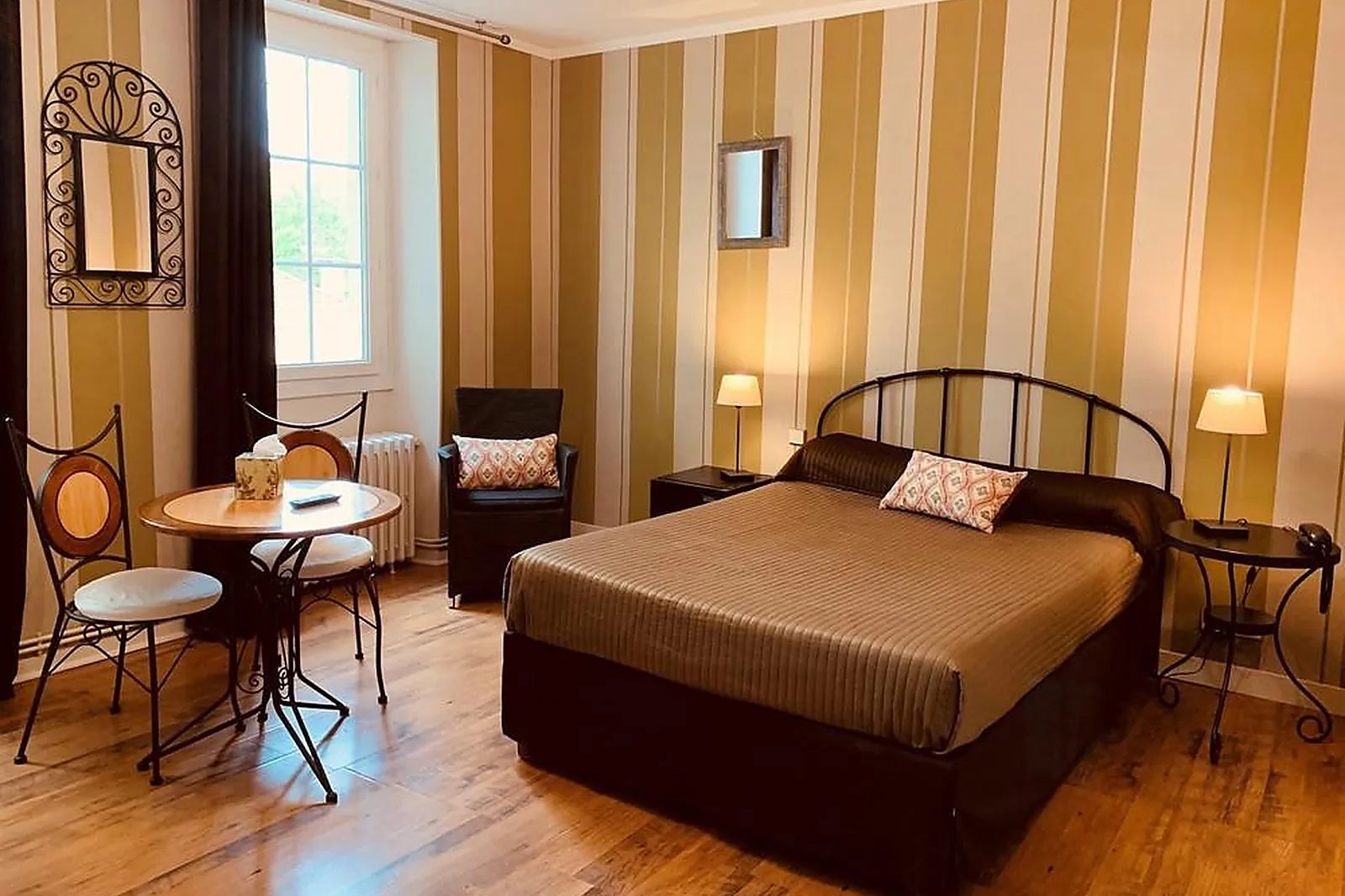 Lieux événementiels, AUBERGE DU PORCHE