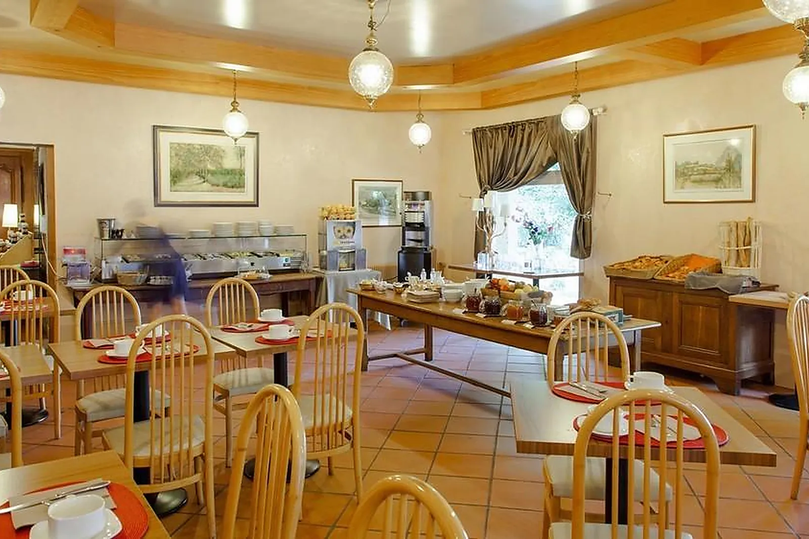 Lieux événementiels, AUBERGE DU RELAIS FLEURI