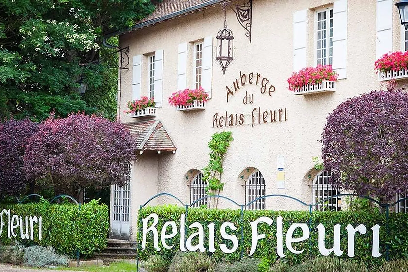 Lieux événementiels, AUBERGE DU RELAIS FLEURI