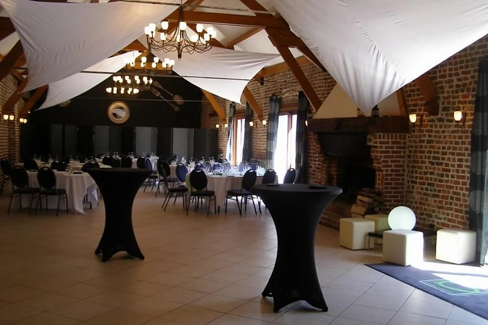 Lieux événementiels, AUBERGE DU TILLEUL