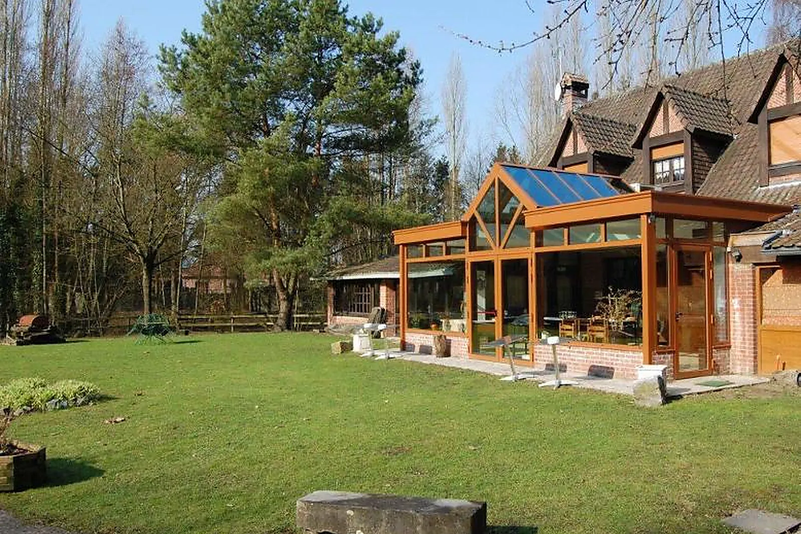 Lieux événementiels, AUBERGE DU BORD DES EAUX