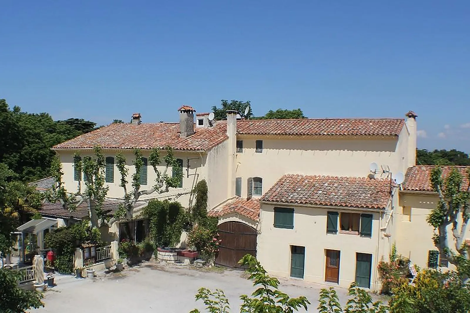 Lieux événementiels, AUBERGE LA GUÉRINE