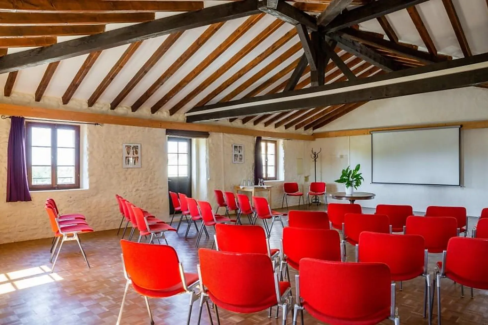 Lieux événementiels, AUBERGE LA PLAINE