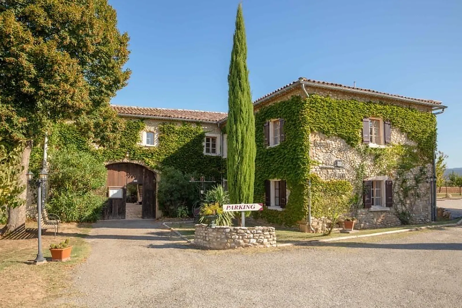 Lieux événementiels, AUBERGE LA PLAINE