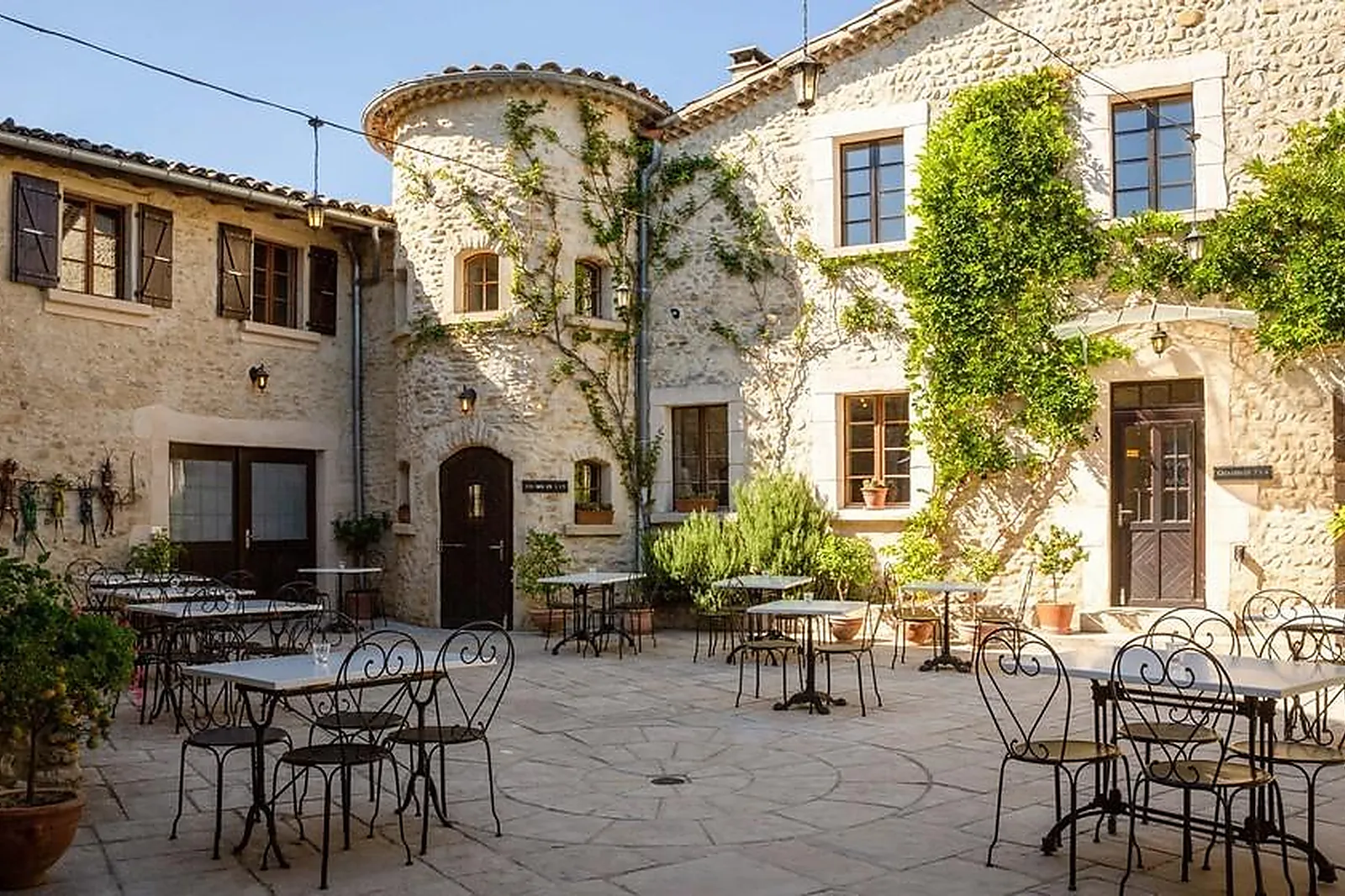 Lieux événementiels, AUBERGE LA PLAINE