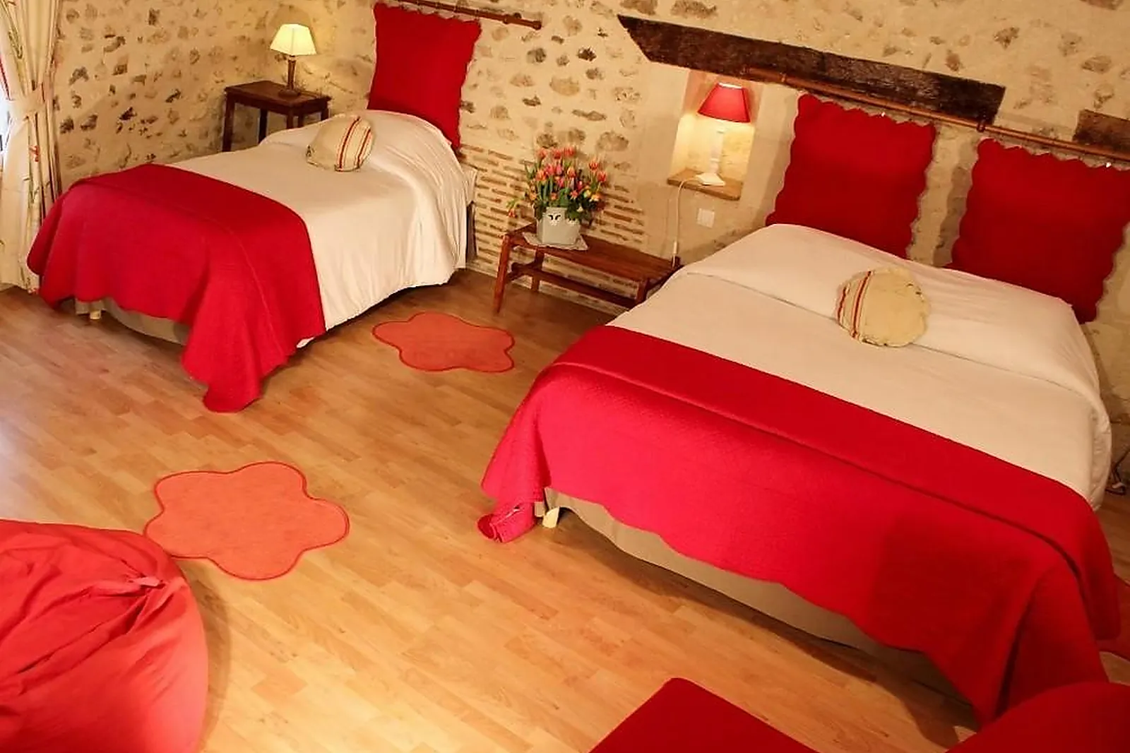 Lieux événementiels, AUBERGE LE COLOMBIEN