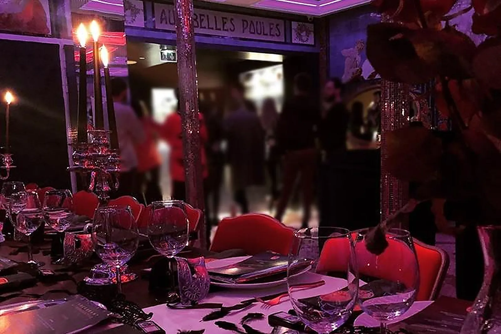 Lieux événementiels, AUX BELLES POULES