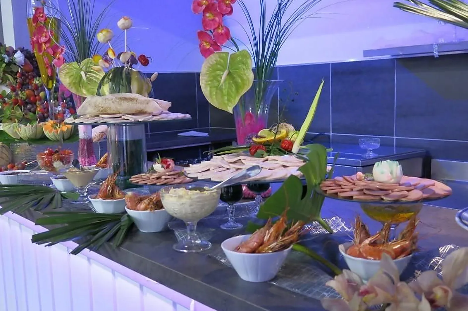 Lieux événementiels, AUX DEUX COLOMBES