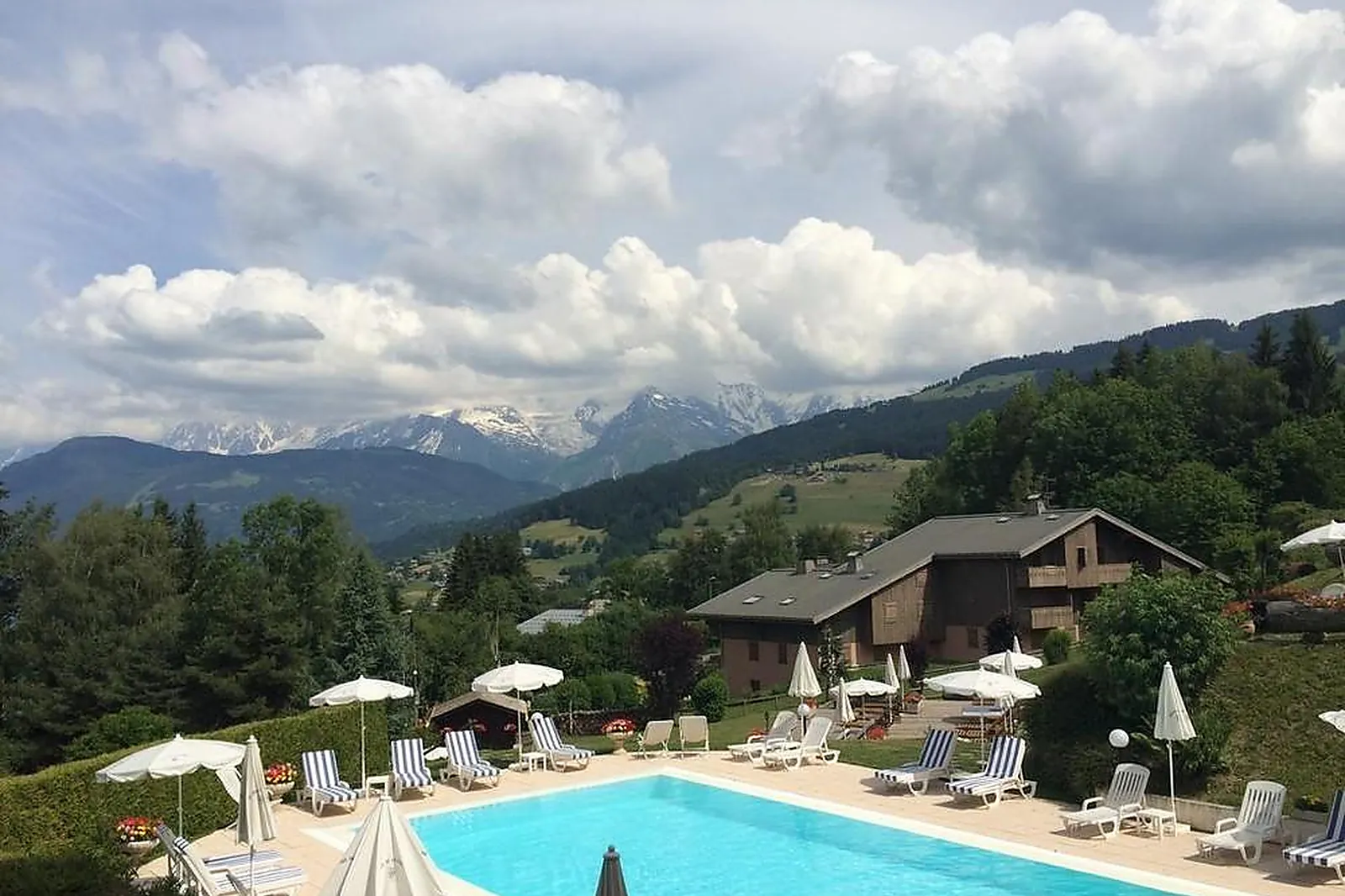 Lieux événementiels, AUX DUCS DE SAVOIE