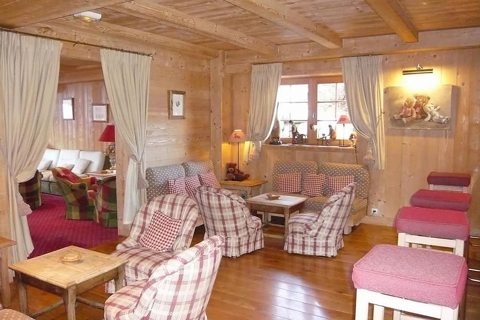 Lieux événementiels, AUX DUCS DE SAVOIE