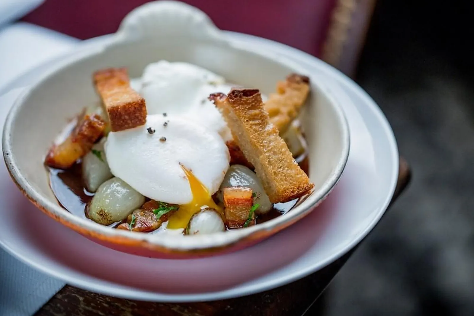 Lieux événementiels, AUX LYONNAIS