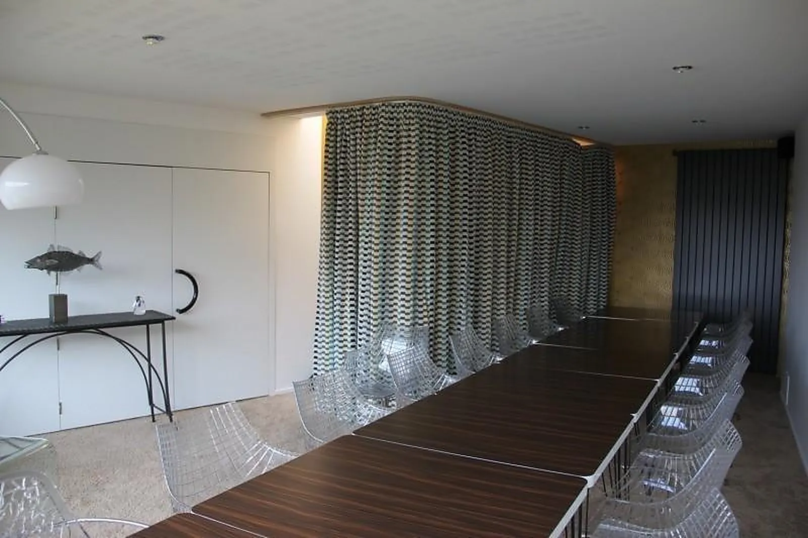 Lieux événementiels, AUX PESKED