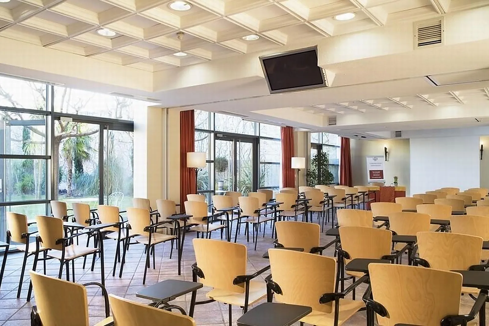 Lieux événementiels, AVIGNON GRAND HOTEL