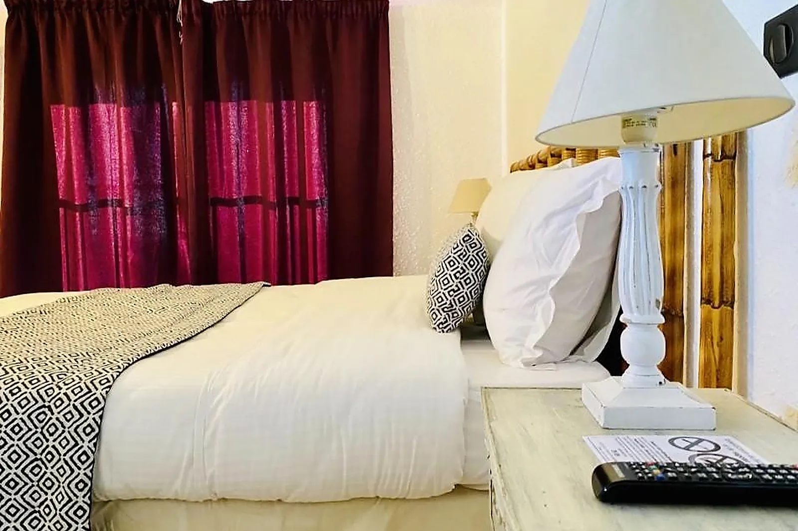 Lieux événementiels, AVOCADO HÔTEL RESTAURANT