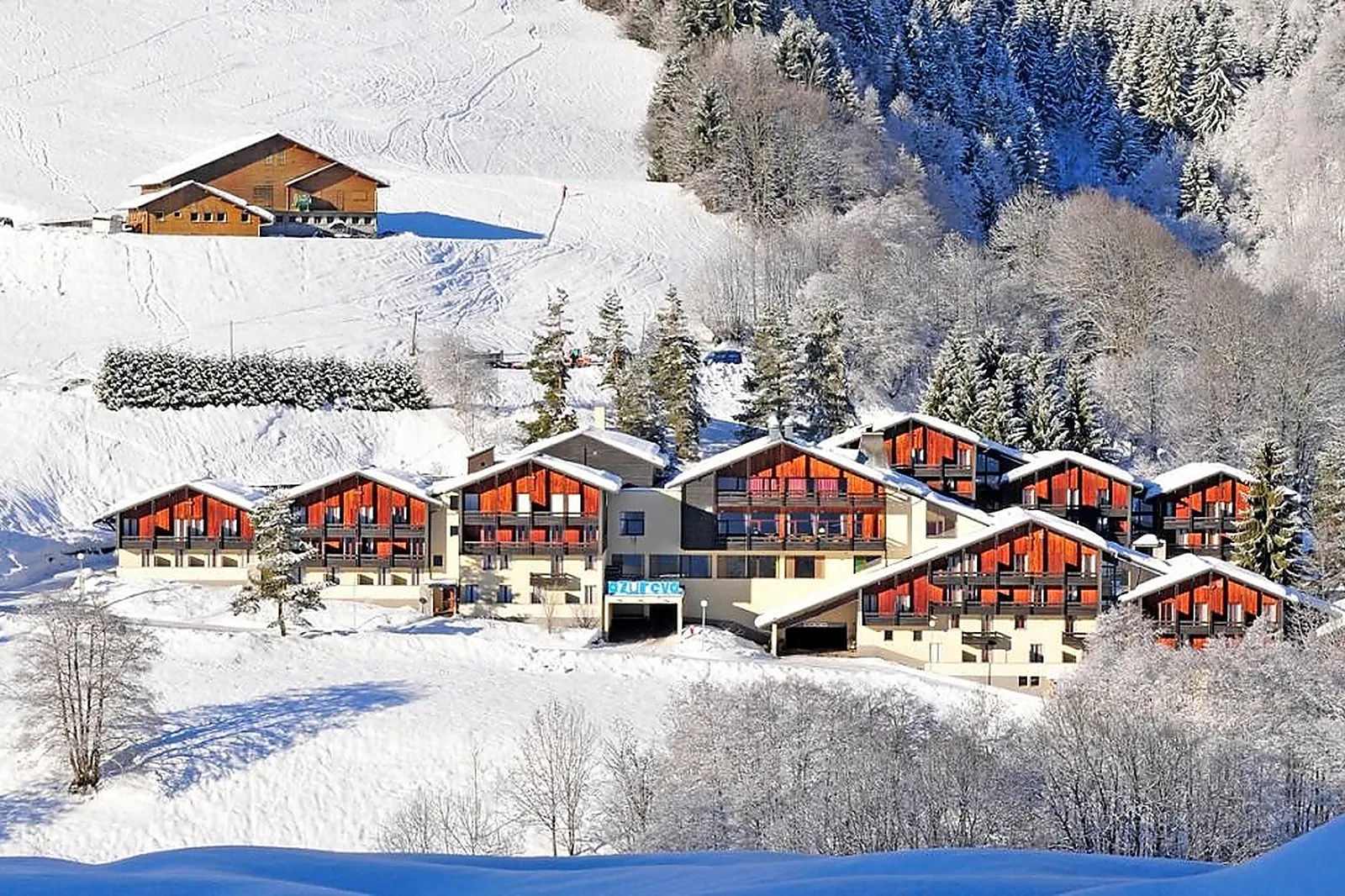 Lieux événementiels, AZUREVA ARÊCHES