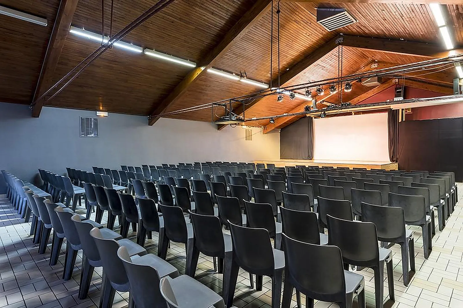 Lieux événementiels, AZUREVA ARÊCHES