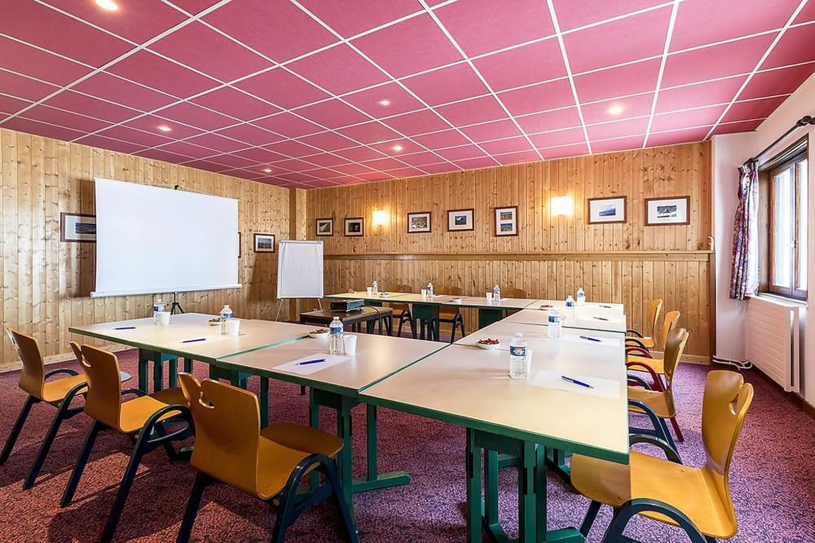 Lieux événementiels, AZUREVA ARÊCHES