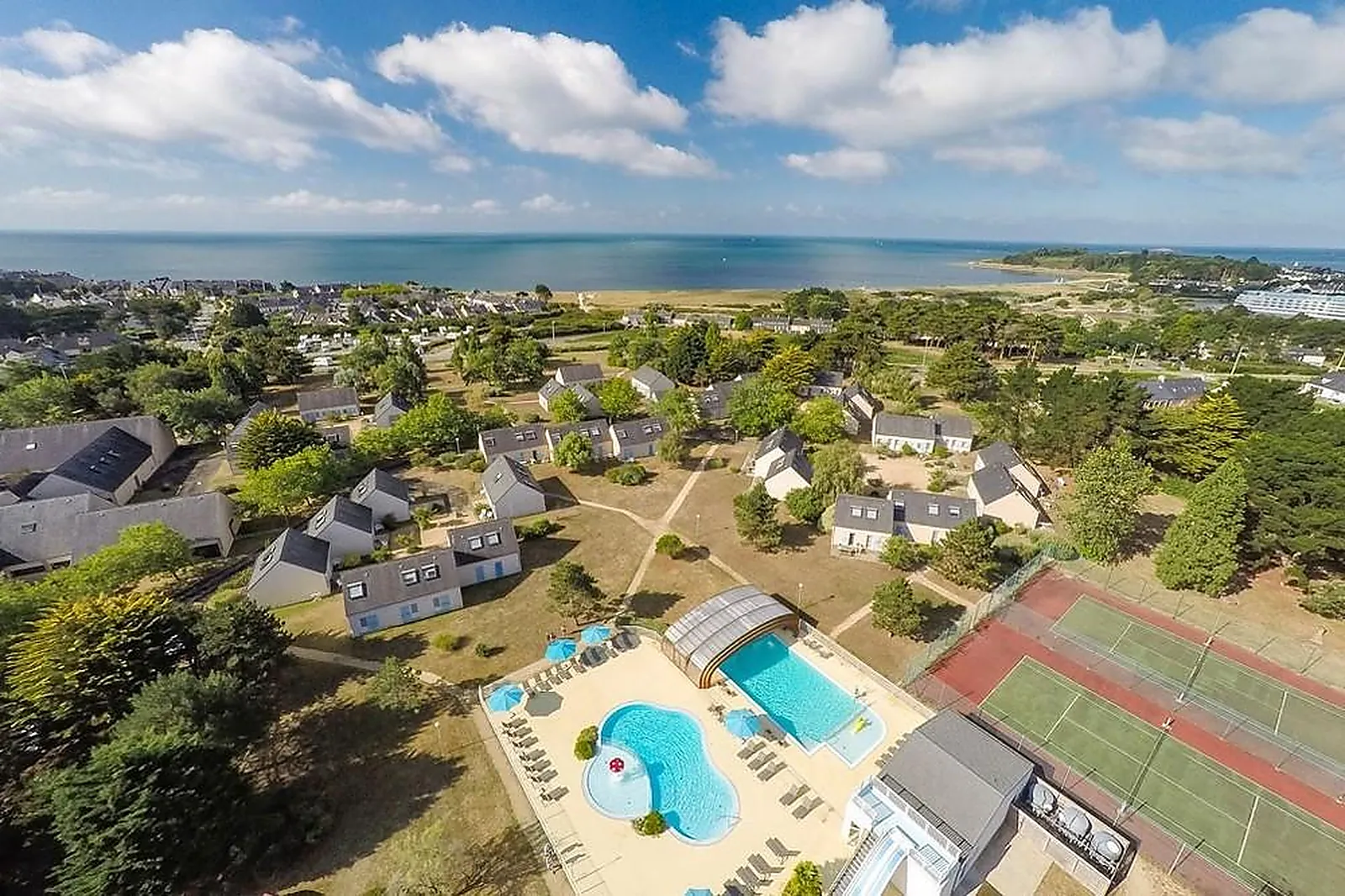 Lieux événementiels, AZUREVA KERJOUANNO