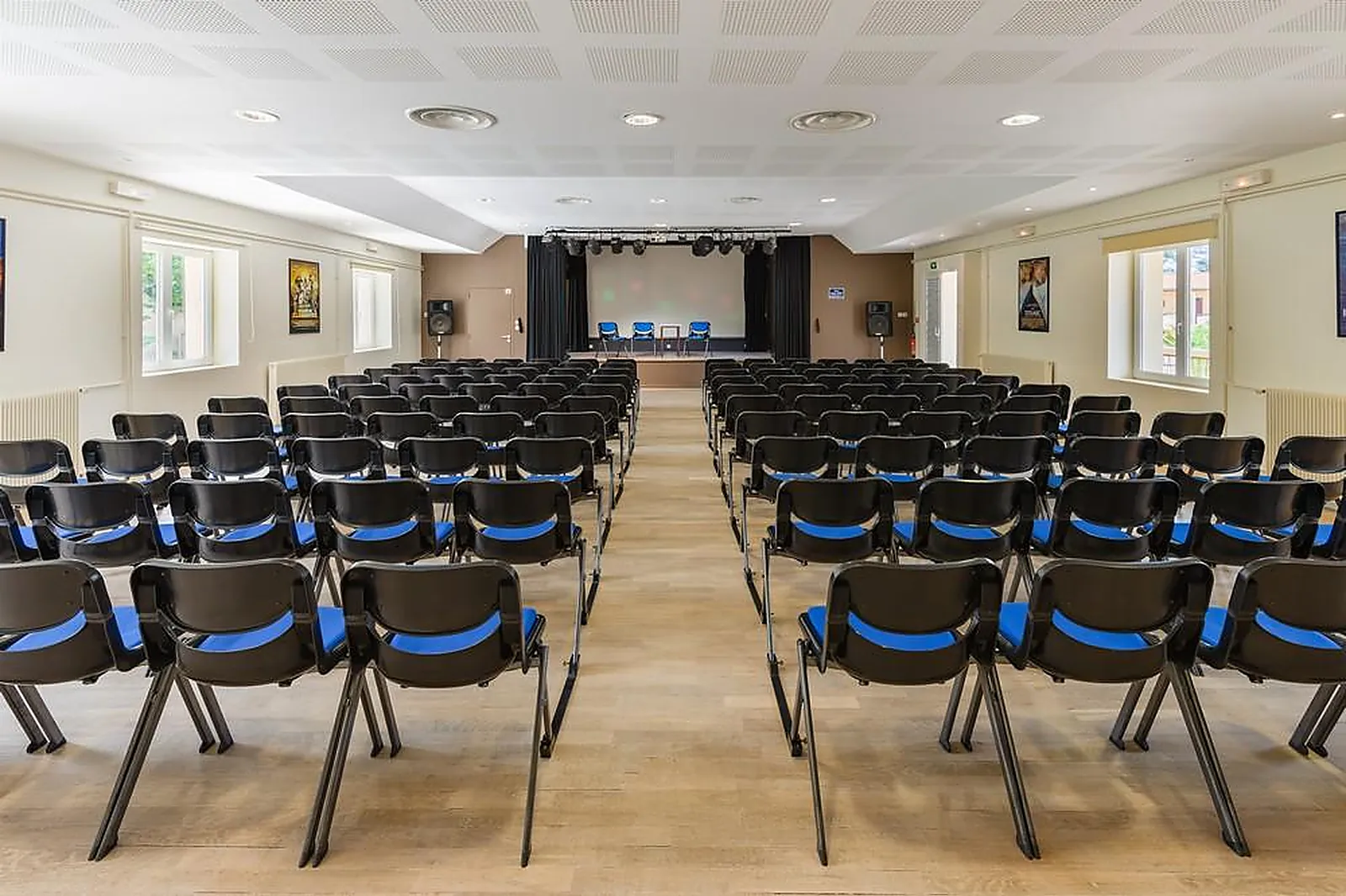 Lieux événementiels, AZUREVA LA LONDE-LES-MAURES