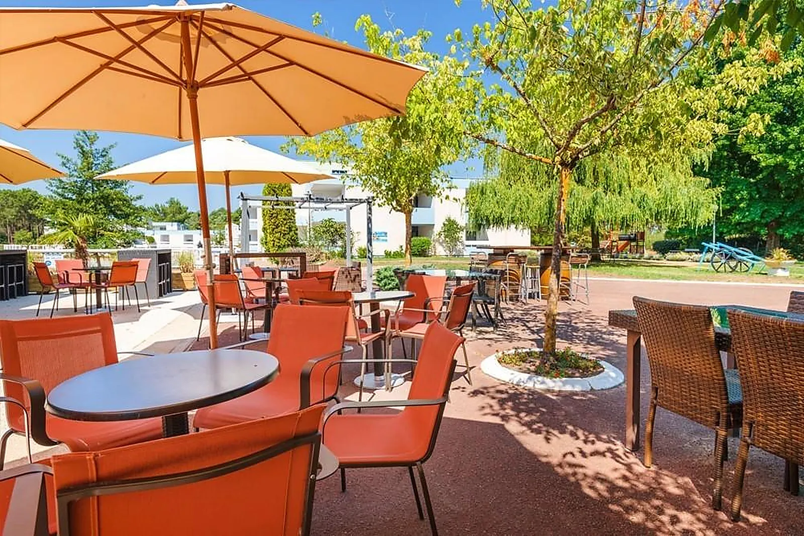 Lieux événementiels, AZUREVA LACANAU