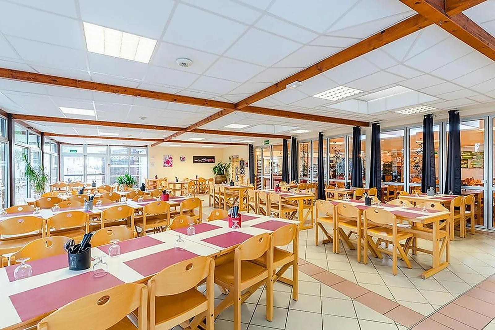 Lieux événementiels, AZUREVA LACANAU