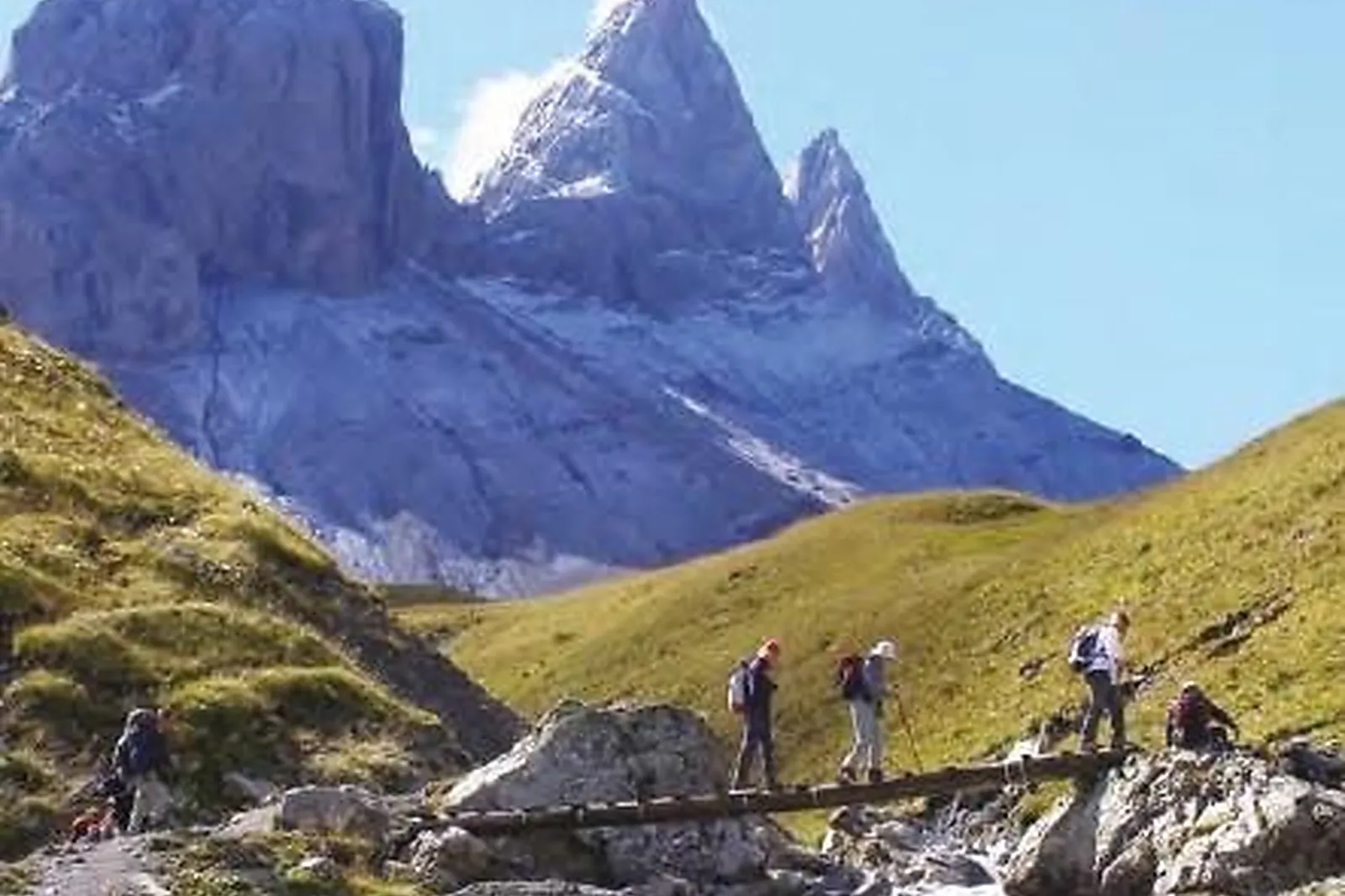 Lieux événementiels, AZUREVA LES KARELLIS