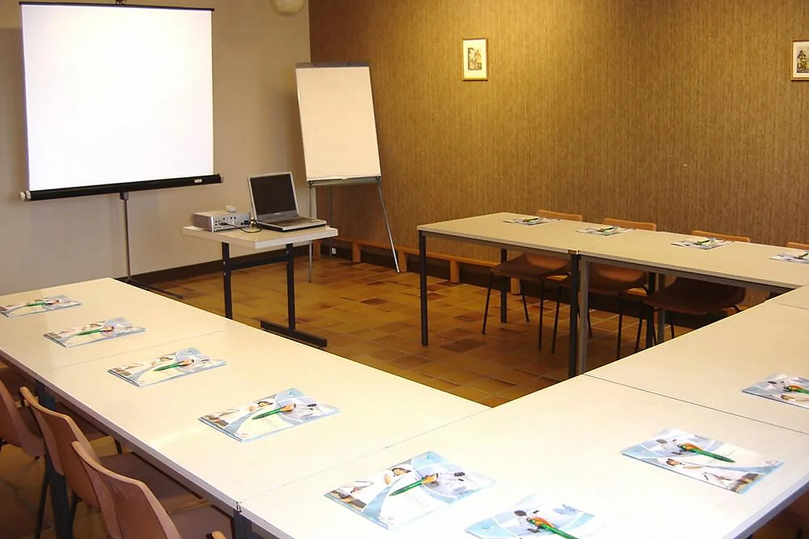 Lieux événementiels, AZUREVA MUROL