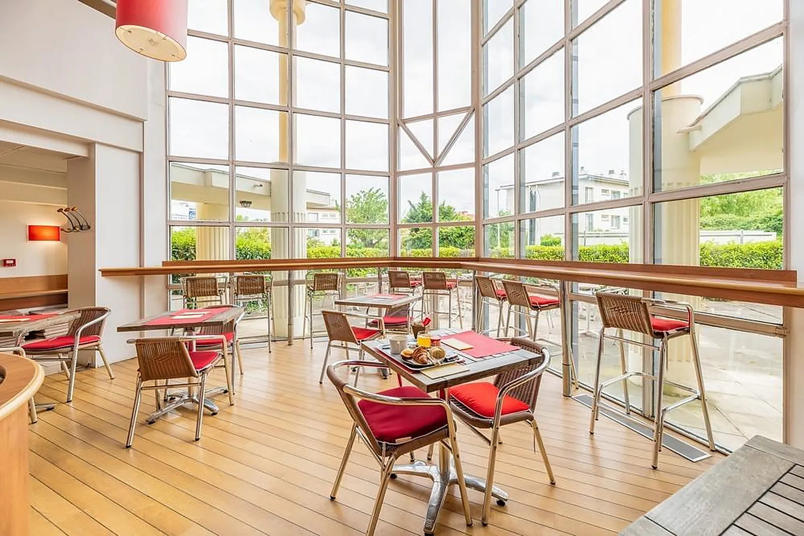 Lieux événementiels, BB HÔTEL LYON EUREXPO BRON