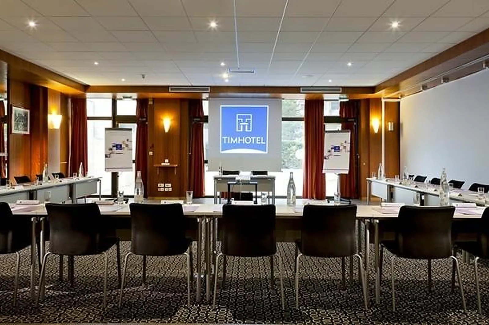 Lieux événementiels, BB HOTEL PARIS 17 BATIGNOLLES