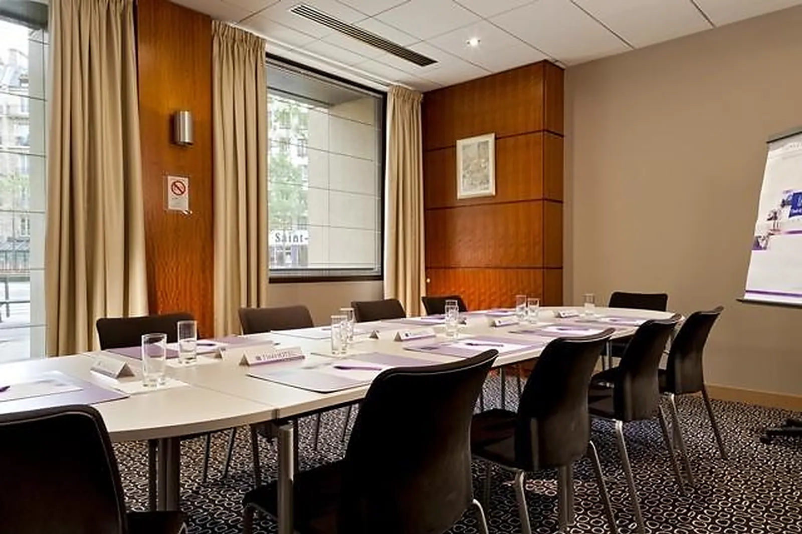 Lieux événementiels, BB HOTEL PARIS 17 BATIGNOLLES