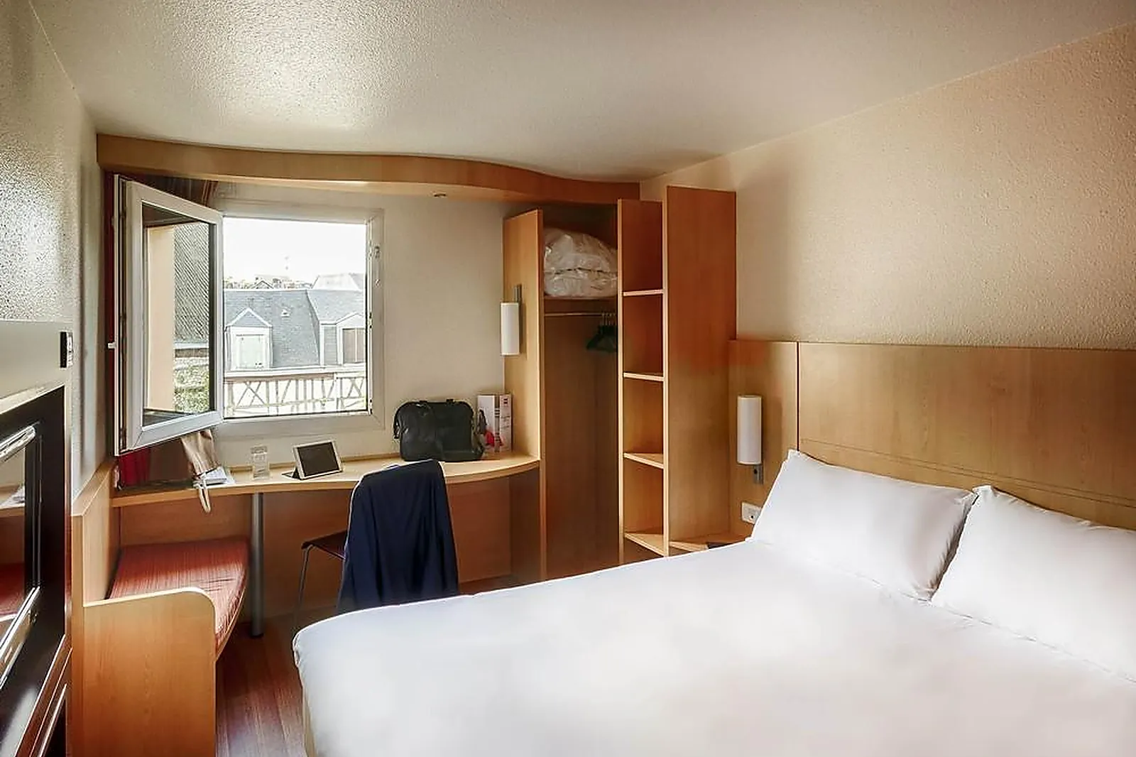 Lieux événementiels, BB ROUEN RIVE DROITE