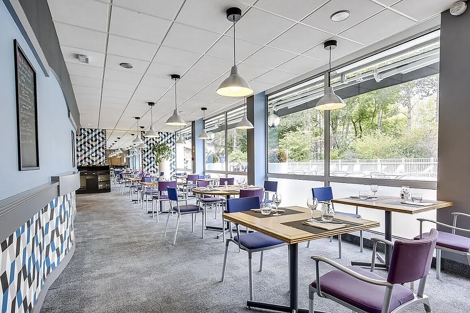 Lieux événementiels, BB HÔTEL CERGY PORT